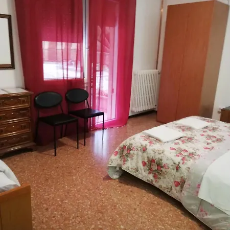 Venice Vacation Guest house Marghera